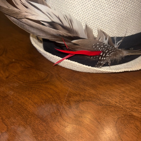 VL HAT - Picture 2 of 7